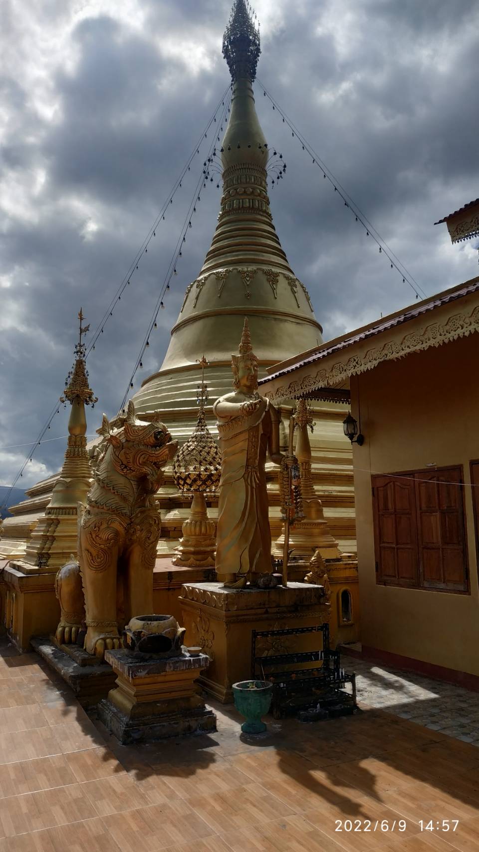 วัดพระธาตุดอยมอญจิ่งเชียงดาว